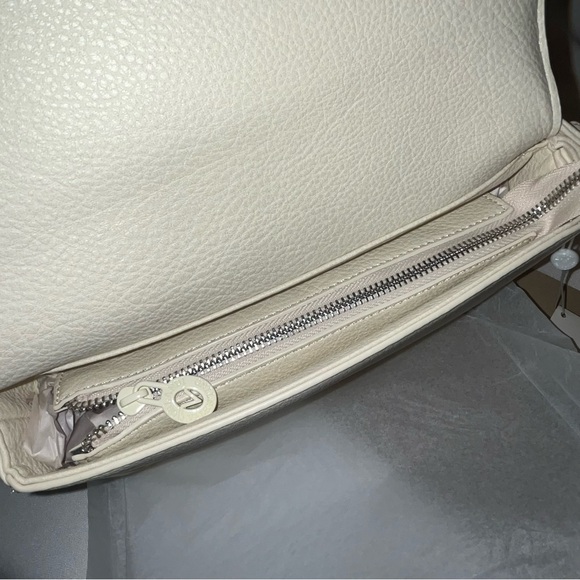 $228 Valentino Orlandi Crossbody Off-White NWT - Picture 6 of 12